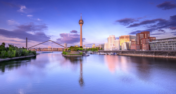 Bild-Nr: 11584414 Düsseldorfer Rheinturm II Erstellt von: PhotoArt-Hartmann