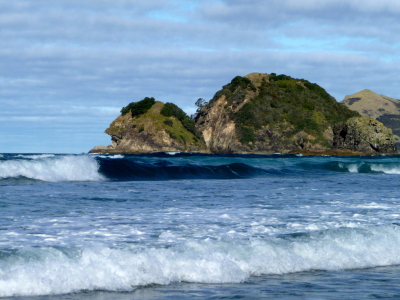 Bild-Nr: 11602906 Fels in der Brandung auf Great Barrier Island, Neuseeland Erstellt von: PrintMediaDesign