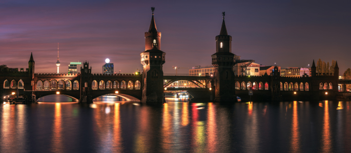 Bild-Nr: 11611491 Berlin - Oberbaumbrücke am Abend Erstellt von: Jean Claude Castor