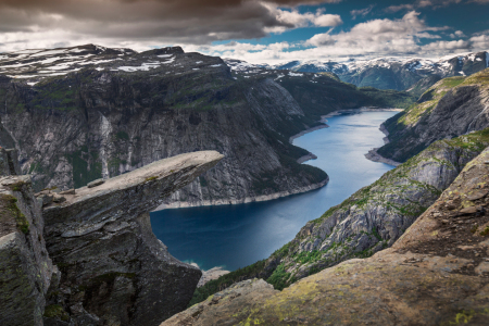 Bild-Nr: 11621479 Felsvorsprung Trolltunga Norwegen Erstellt von: BastianLinder