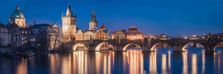 Bild-Nr: 11729502 Prag - Karlsbrücke bei Nacht Erstellt von: Jean Claude Castor