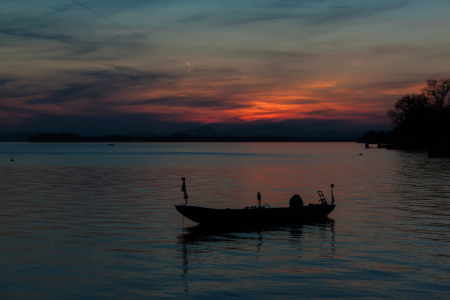 Bild-Nr: 11744540 Fischerboot im Abendrot Erstellt von: IP-Photo-Art