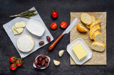 Bild-Nr: 11769876 Frühstuck mit Käse und Brot Erstellt von: xfotostudio