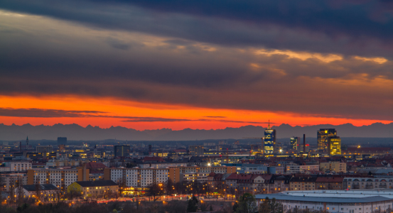 Bild-Nr: 11778698 München am Abend Erstellt von: Dimo Tabken