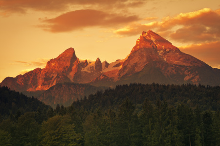 Bild-Nr: 11790680  Watzmann im Sonnenaufgang Erstellt von: Huber-creativ-photo