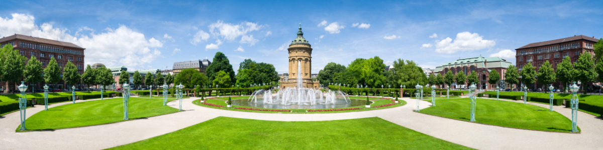 Bild-Nr: 11813436 Mannheim Wasserturm und Rosengarten Panorama Erstellt von: eyetronic