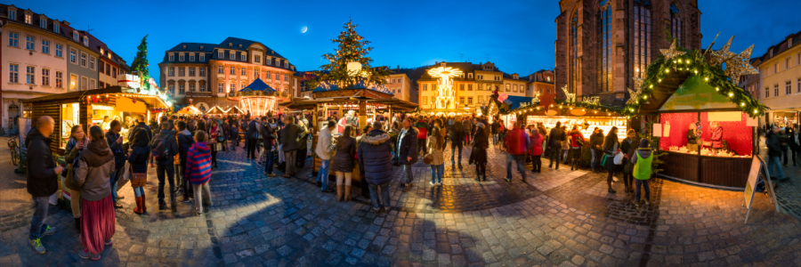 Bild-Nr: 11838867 Weihnachtsmarkt Panorama bei Nacht Erstellt von: eyetronic