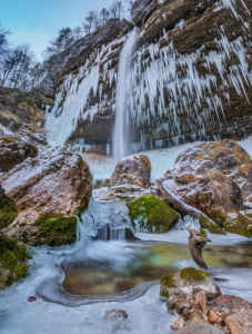 Bild-Nr: 11870096 Winterwasserfall in Pericnik Erstellt von: Graphitone