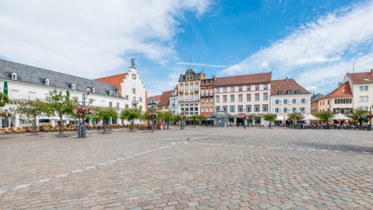 Bild-Nr: 11882235 Landau-Rathausplatz 07 Erstellt von: Erhard Hess