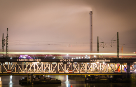 Bild-Nr: 11884005 Bahnbrücke - Hamburg Erstellt von: Jacques