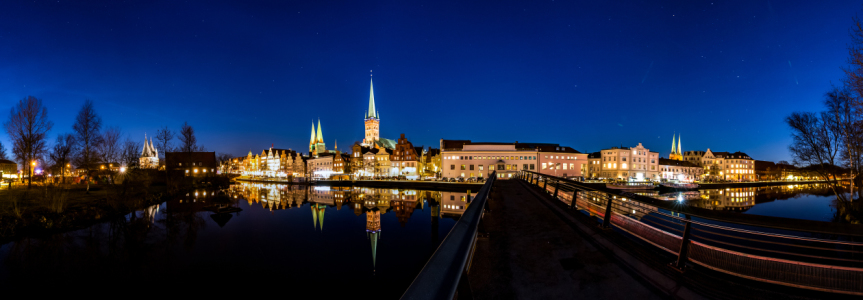 Bild-Nr: 11893532 Lübeck Panorama Erstellt von: Landhans