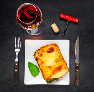 Bild-Nr: 11905453 Lasagne mit Rosewein Erstellt von: xfotostudio