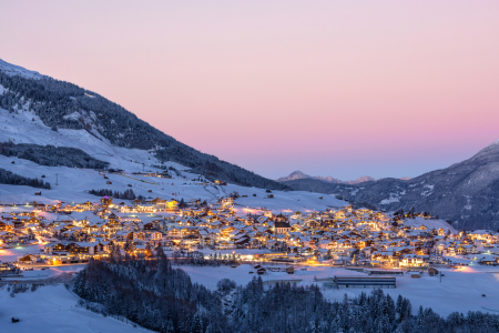 Bild-Nr: 11906189 Sonnenuntergang über Fiss in Tirol Erstellt von: Asvolas