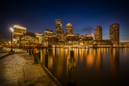 Bild-Nr: 11912900 BOSTON Fan Pier Park und Skyline am Abend Erstellt von: Melanie Viola