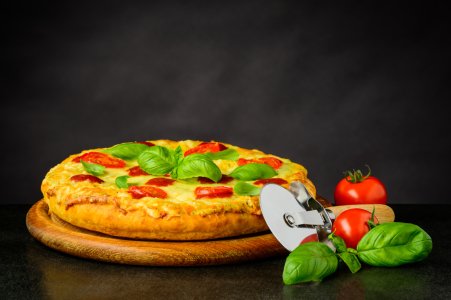 Bild-Nr: 11918146 Stillleben Pizza Margheritta mit Käse Erstellt von: xfotostudio