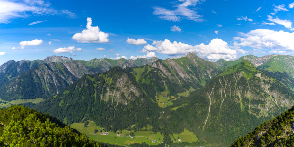 Bild-Nr: 11918387 Trettachtal und Höfats Erstellt von: Walter G. Allgöwer