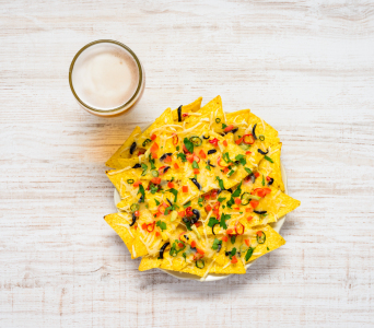 Bild-Nr: 11920375 Tortilla Chips mit Glas Bier Erstellt von: xfotostudio