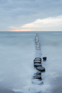 Bild-Nr: 11928120 Buhnen-Weg - blaues Meer Küste Wasser Strand Erstellt von: luxpediation