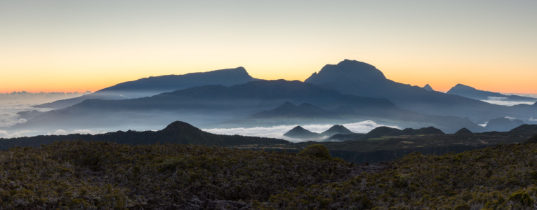 Bild-Nr: 11935400 Sonnenuntergang über dem Piton des Neiges Erstellt von: orxy