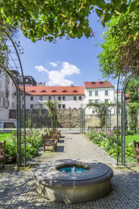 Bild-Nr: 11938390 PILSEN Krizik Gärten mit alter Stadtmauer  Erstellt von: Melanie Viola