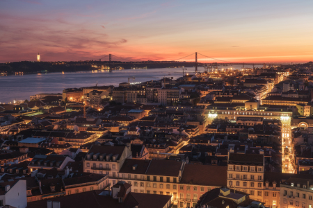 Bild-Nr: 11943281 Lissabon - Skyline zum Sonnenuntergang Erstellt von: Jean Claude Castor