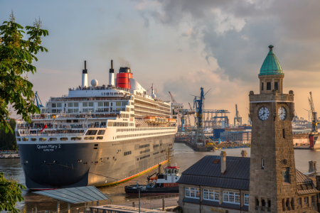 Bild-Nr: 11961033 Queen Mary 2 - Eindockmanöver Erstellt von: Hamburg-Impressionen