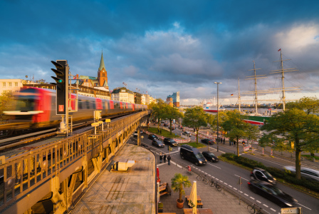 Bild-Nr: 11970788 Hamburg Landungsbrücke Erstellt von: euregiophoto