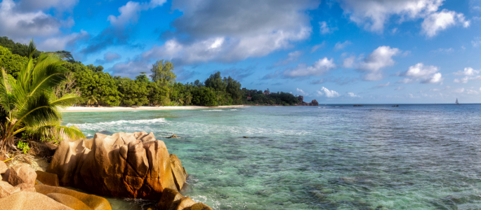 Bild-Nr: 11975347 Bucht auf La Digue Erstellt von: DirkR