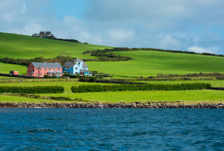 Bild-Nr: 11989558 Malerische Küstensiedlung in Irland Erstellt von: grafxart