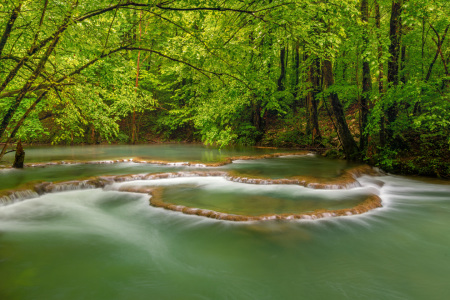 Bild-Nr: 11993743 River with small waterfalls in the Jura mountains  Erstellt von: PhotoGranary