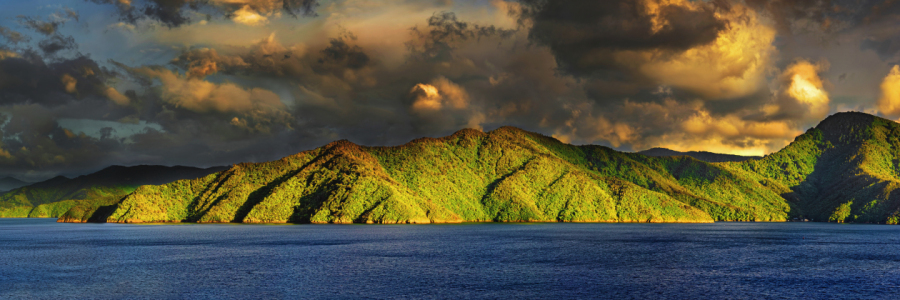 Bild-Nr: 11994444 Sonnenaufgang in Queen Charlotte Sound Neuseeland Erstellt von: Michael und Elisabeth Rucker