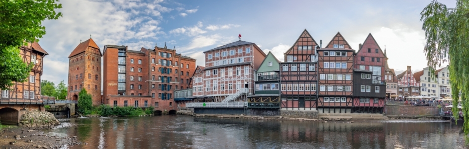 Bild-Nr: 11997070 Lüneburg Panorama Erstellt von: FotoDeHRO