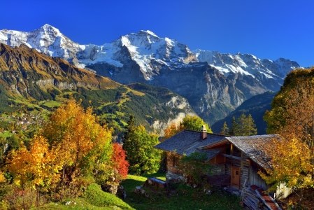 Bild-Nr: 12016468 Alphütte mit Bergsicht Erstellt von: suteracher