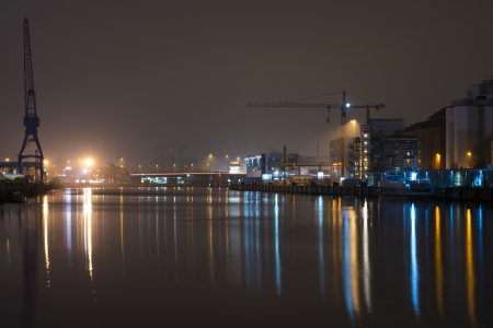 Bild-Nr: 12027227 Lübeck Hafen bei Nacht Erstellt von: KundenNr-337129