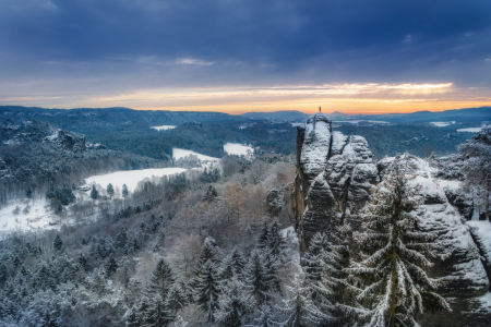 Bild-Nr: 12033342 Der Mönch wacht übers Elbsandsteingebirge Erstellt von: Daniela Beyer