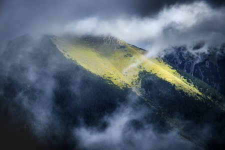 Bild-Nr: 12035586 Wolkenstimmung in den Bergen Erstellt von: Wolfgang Zwanzger