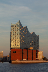 Bild-Nr: 12046615 Elbphilharmonie Erstellt von: DirkR