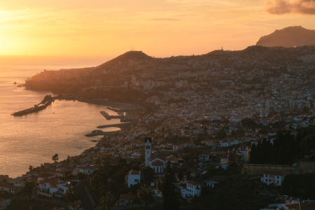 Bild-Nr: 12050445 Madeira Funchal zum Sonnenuntergang Erstellt von: Jean Claude Castor