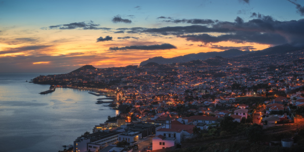 Bild-Nr: 12050448 Madeira Funchal Panorama zum Sonnenuntergang Erstellt von: Jean Claude Castor