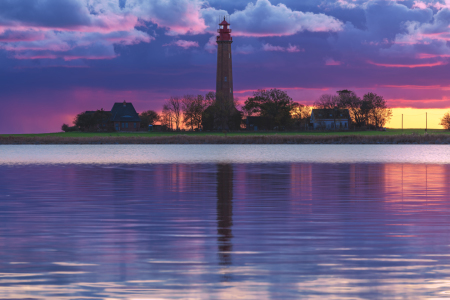 Bild-Nr: 12119745 Fehmarn Leuchtturm Flügge zum Sonnenuntergang Erstellt von: Jean Claude Castor