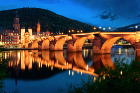 Bild-Nr: 12171695 Alte Brücke in Heidelberg bei blauer Stunde Erstellt von: Smileus