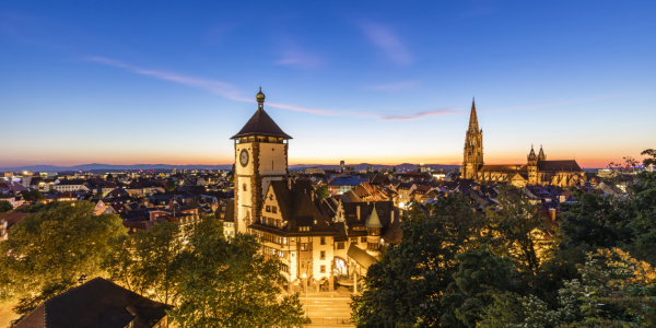 Bild-Nr: 12220163 Schwabentor und das Münster in Freiburg  Erstellt von: dieterich