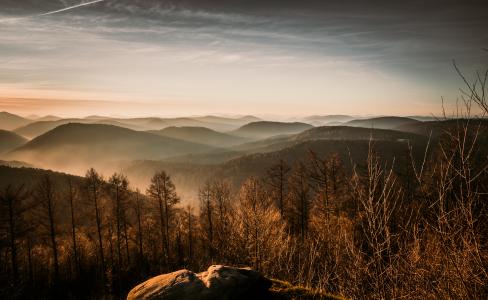 Bild-Nr: 12228020 Sunrise over rocky winter landscape  Erstellt von: baudani0601