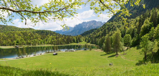 Bild-Nr: 12228372 Ferchensee und Karwendel Frühling in Oberbayern Erstellt von: SusaZoom