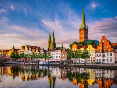 Bild-Nr: 12230198 Sonnenuntergang in Lubeck Erstellt von: Mapics