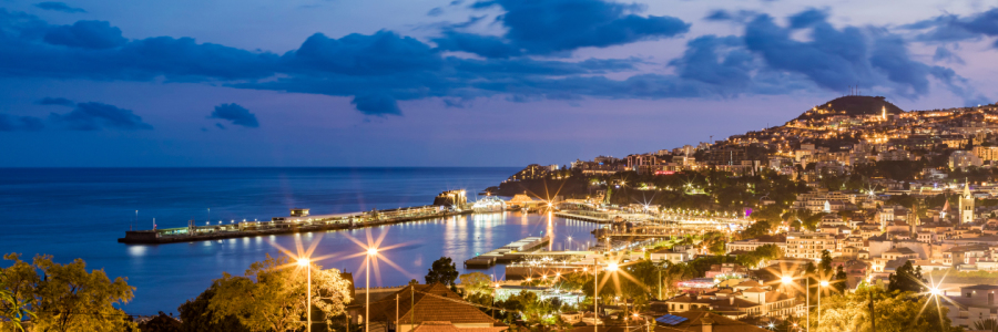 Bild-Nr: 12234517 Funchal auf Madeira bei Nacht Erstellt von: dieterich