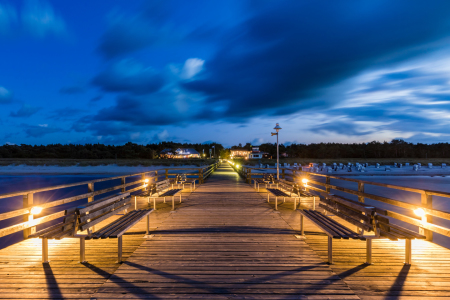 Bild-Nr: 12239145 Seebrücke im Ostseebad Prerow am Abend Erstellt von: dieterich