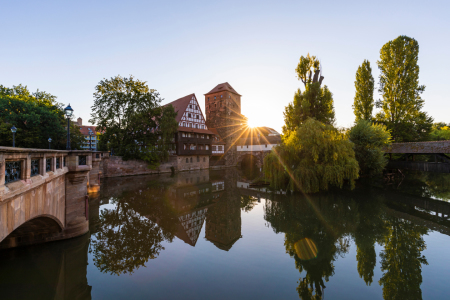 Bild-Nr: 12248155 Altstadt von Nürnberg bei Sonnenaufgang Erstellt von: dieterich