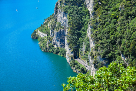 Bild-Nr: 12251101 Gardesana Uferstraße und Steilküste am Gardasee Erstellt von: SusaZoom