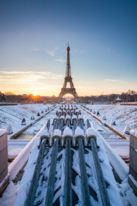 Bild-Nr: 12349018 Sonnenaufgang am Eiffelturm im Winter Erstellt von: eyetronic